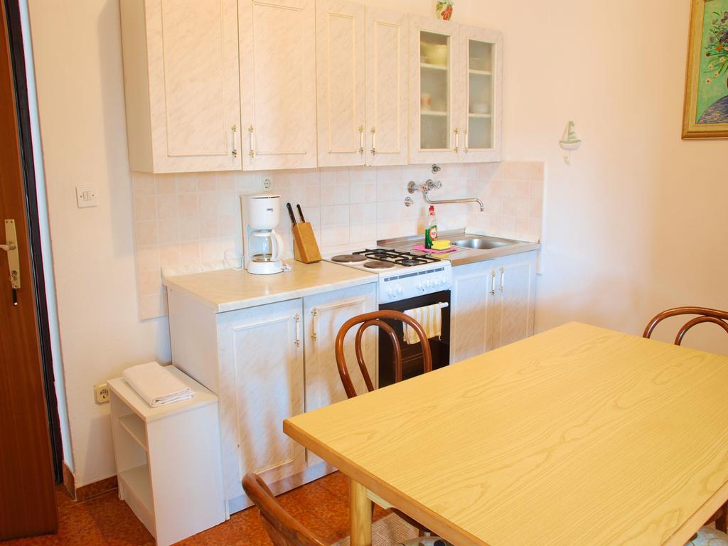 Nada Apartments Пореч Екстериор снимка