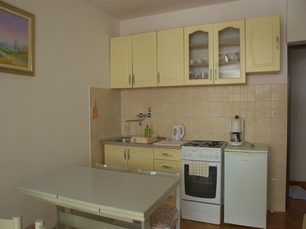 Nada Apartments Пореч Екстериор снимка