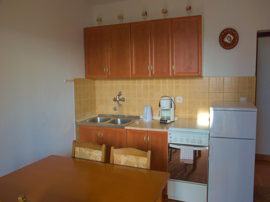 Nada Apartments Пореч Екстериор снимка
