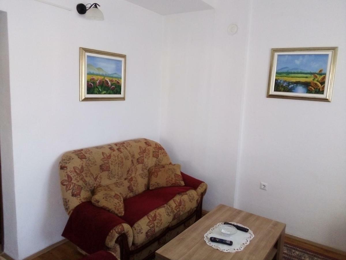 Nada Apartments Пореч Екстериор снимка